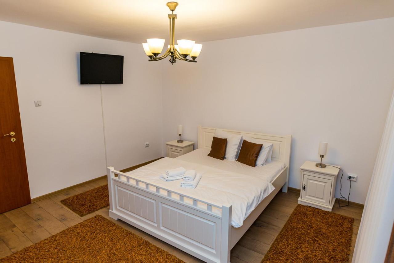 Casa Luca Otel Moldova Noua Dış mekan fotoğraf