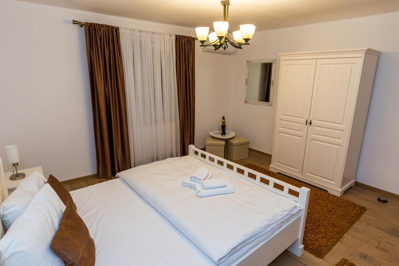 Casa Luca Otel Moldova Noua Dış mekan fotoğraf