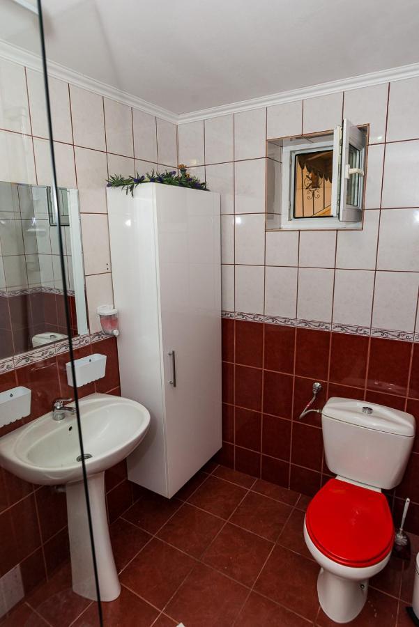Casa Luca Otel Moldova Noua Dış mekan fotoğraf