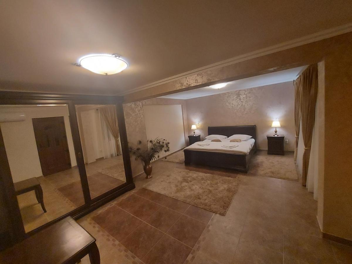 Casa Luca Otel Moldova Noua Dış mekan fotoğraf